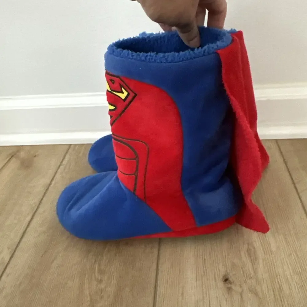 DC Comics Superman Plush Slippers Kids Sz 13-1 Cape Non Slip House Shoes